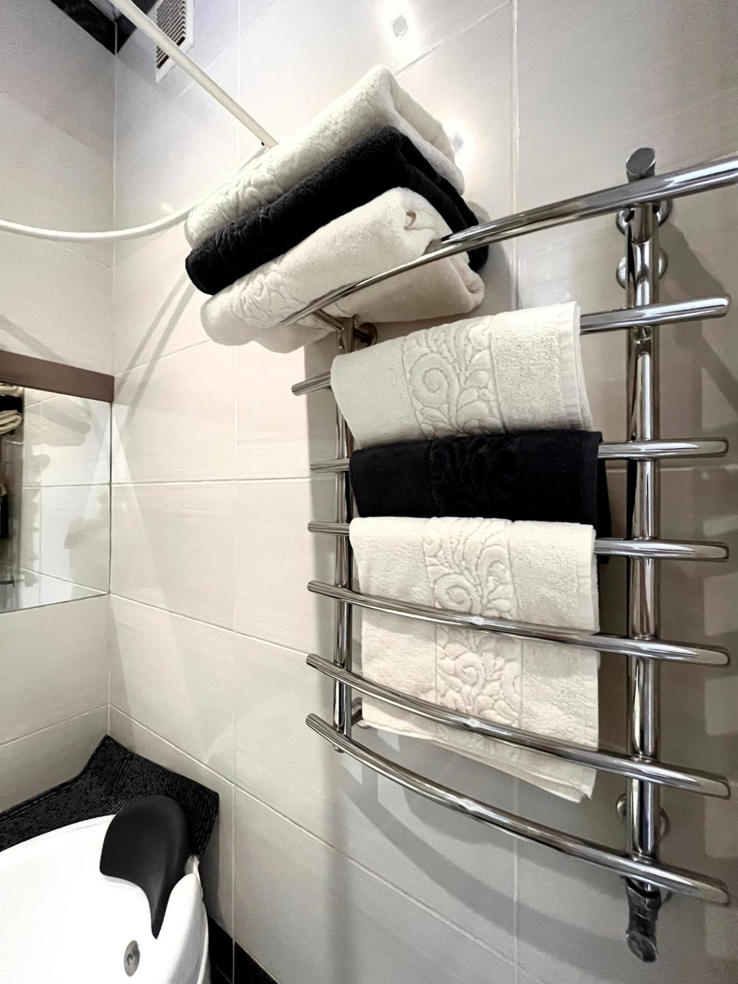Світло Є! Історичний Центр! Apartment Kiev Luaran gambar