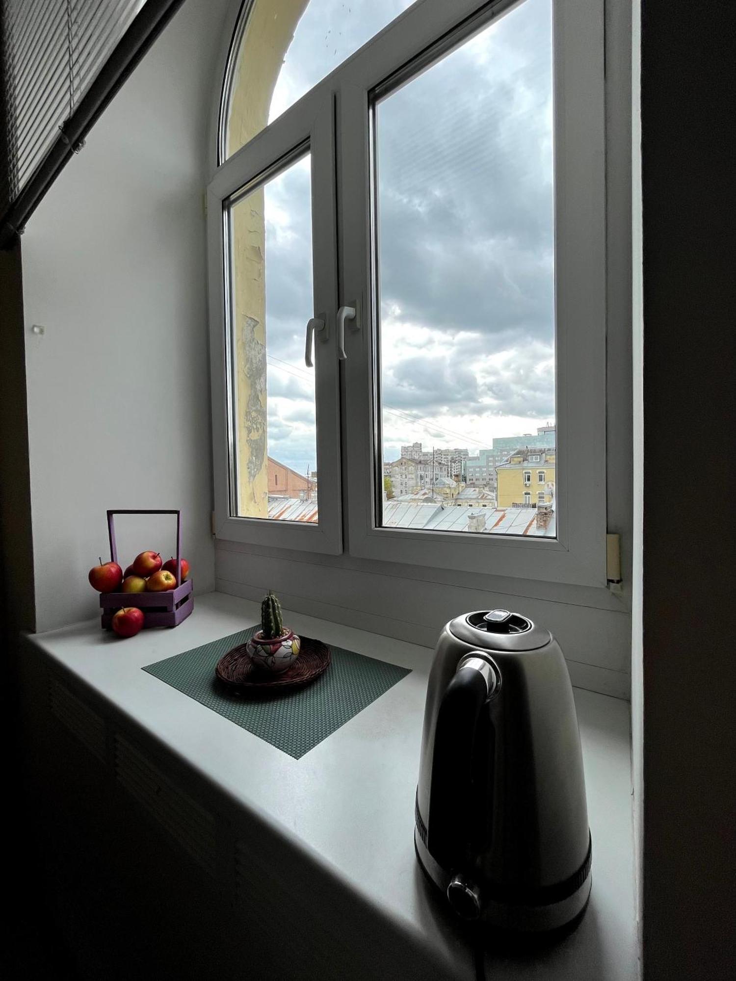 Світло Є! Історичний Центр! Apartment Kiev Luaran gambar